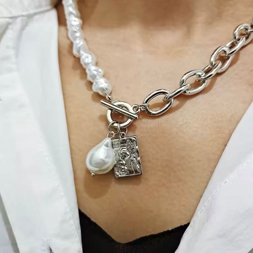 Silver Elegant Pearl Toggle Necklace 